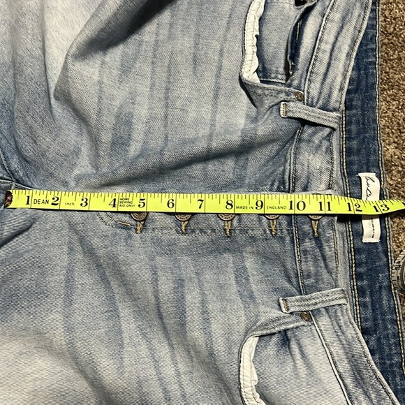 Kancan High Rise Button Fly Cropped Jeans - Picture 6 of 7